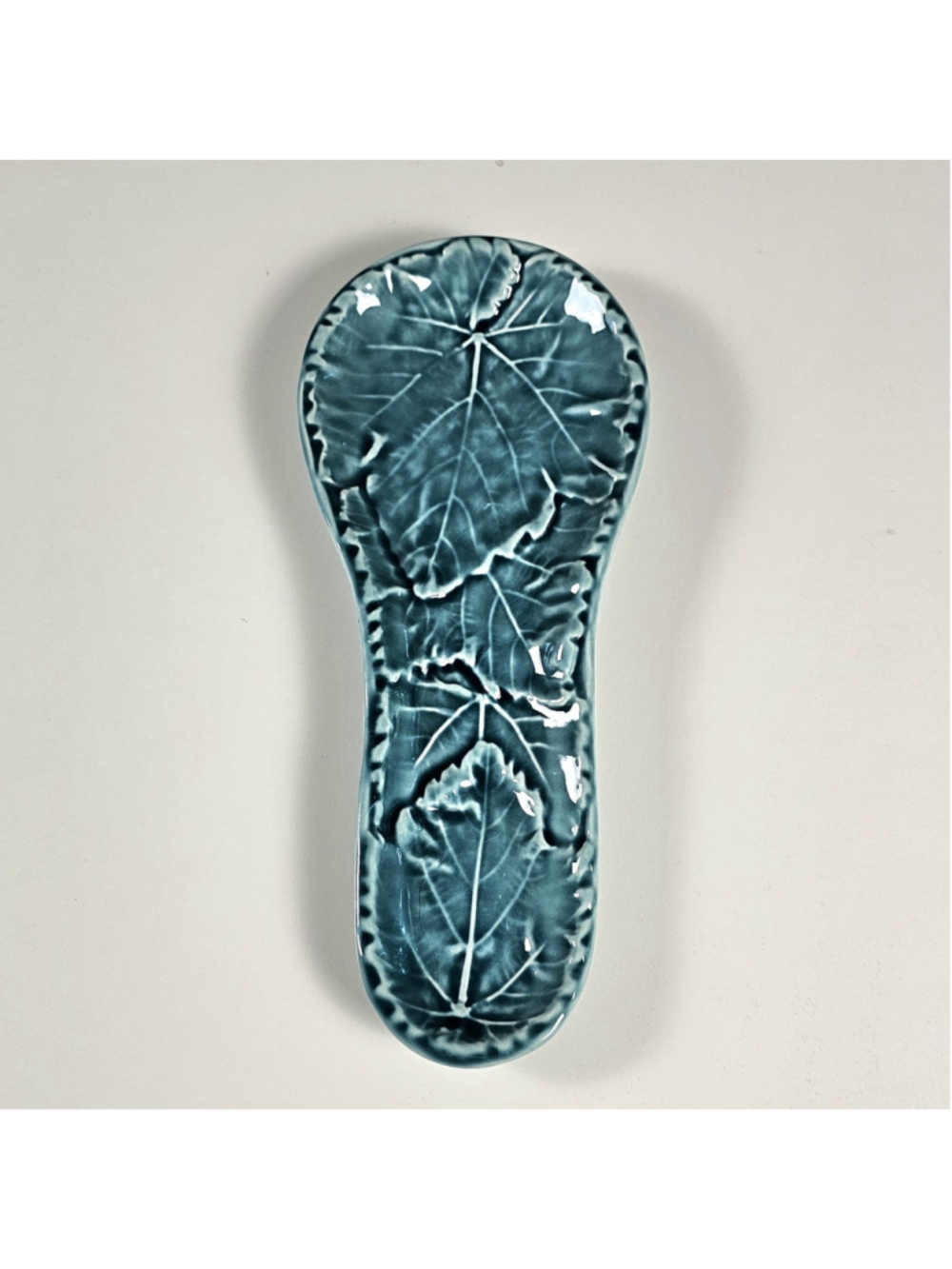 Green Cabbage Leaf Ceramic Spoon Rest Vintage Bordallo Pinheiro Style Majolica